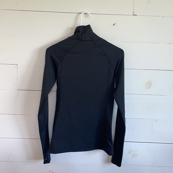 UNDER ARMOUR LONG SLEEVES - Picture 2 of 3
